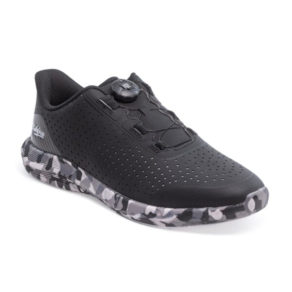 KR Strikeforce Arrow Fast Twist Black Camo Mens Bowling Shoes - angle view